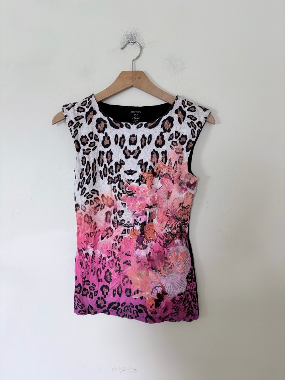 Marc Cain euro y2k leopard/cheetah print sleeveless scoop-neck top / tank